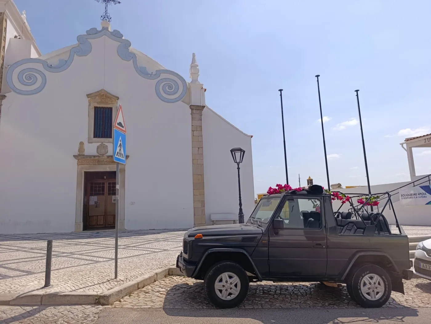 Friends — Algarve Safari